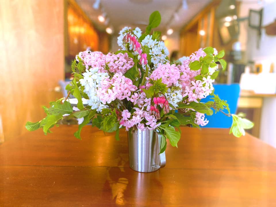 Coras Cut Flowers | 19472 Clear Creek Rd NW, Poulsbo, WA 98370, USA | Phone: (360) 461-9668