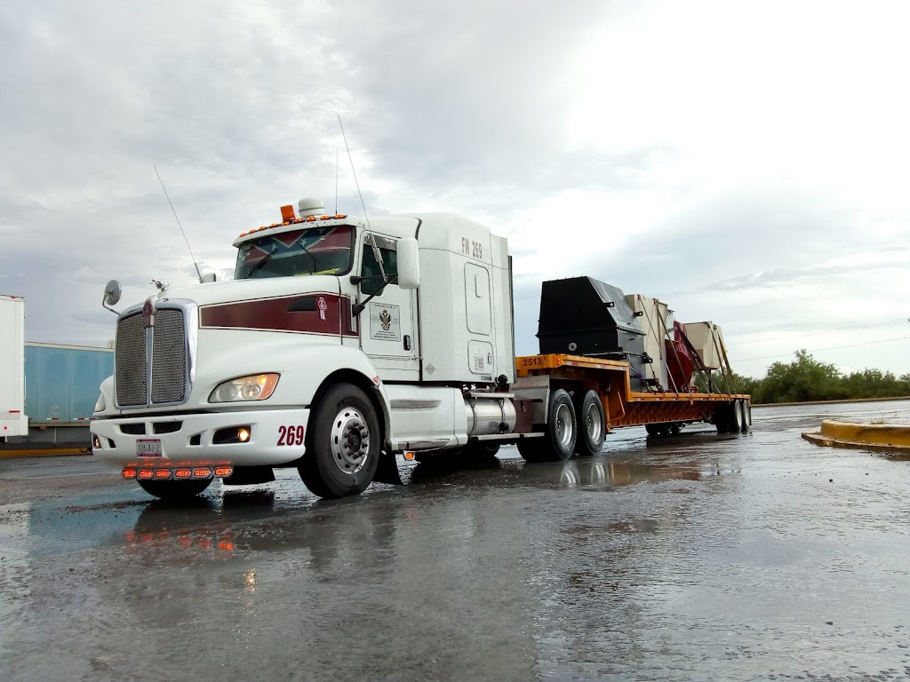 Kenworth Río Bravo | Carretera Monterrey-Laredo KM 208 S/N America 14, Granjas Treviño, 88293 Nuevo Laredo, Tamps., Mexico | Phone: 867 711 1800