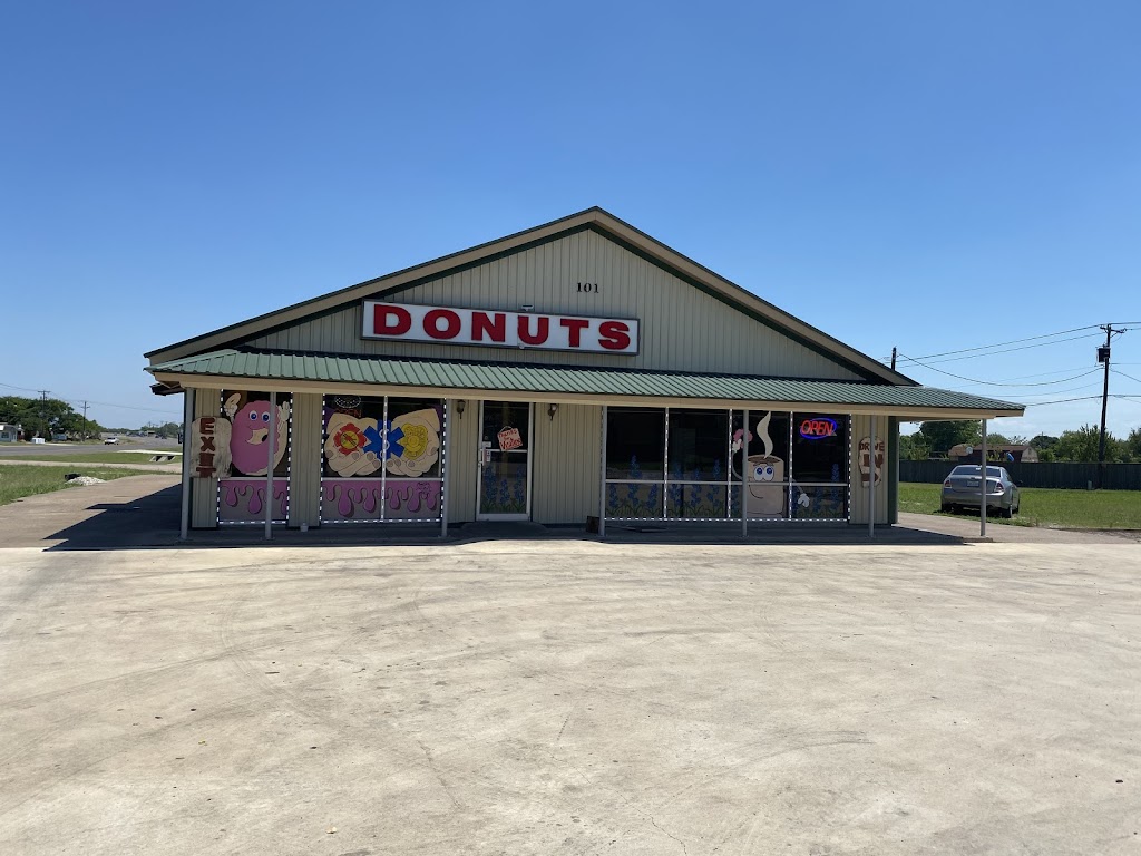 77 Donuts | 101 Becky Ln, Waxahachie, TX 75165, USA | Phone: (972) 576-0997