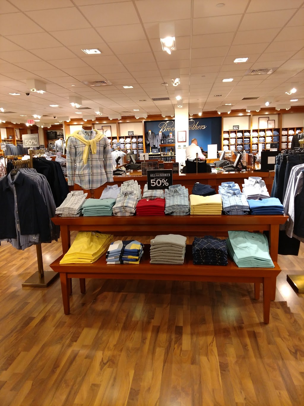 Brooks Brothers | 5711-21 Richmond Rd, Williamsburg, VA 23188, USA | Phone: (757) 565-2501