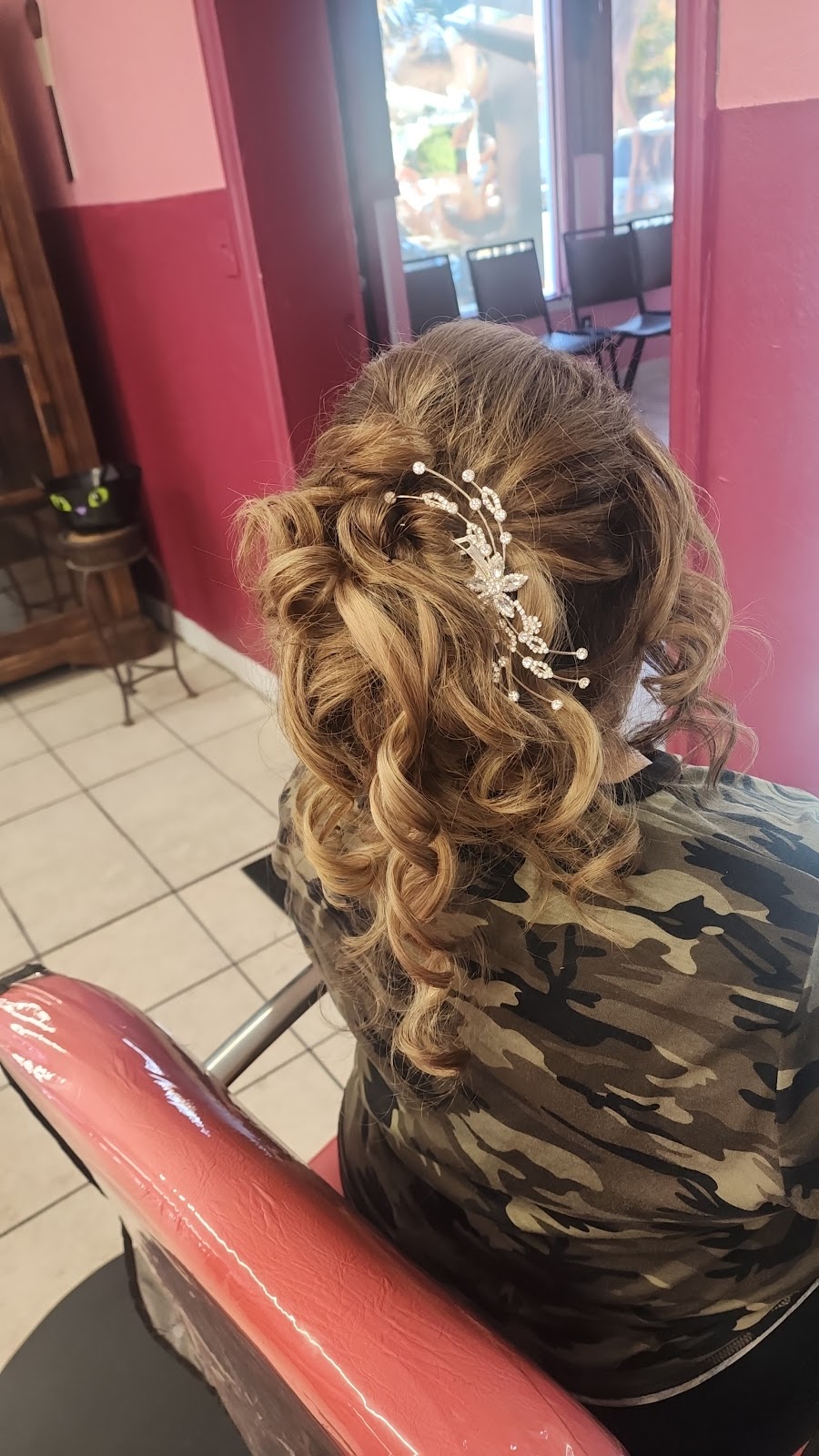 Beauty Studio | 316 E Lodi Ave, Lodi, CA 95240, USA | Phone: (209) 327-5230