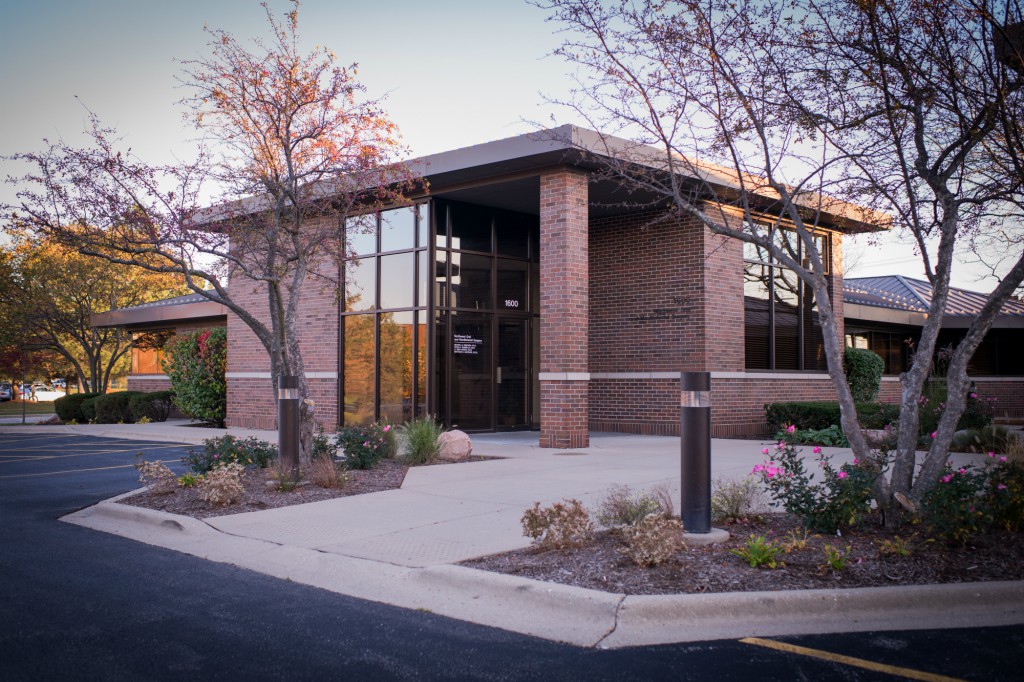 Northwest Oral & Maxillofacial Surgery | 1600 W Central Rd, Arlington Heights, IL 60005, USA | Phone: (847) 392-6220