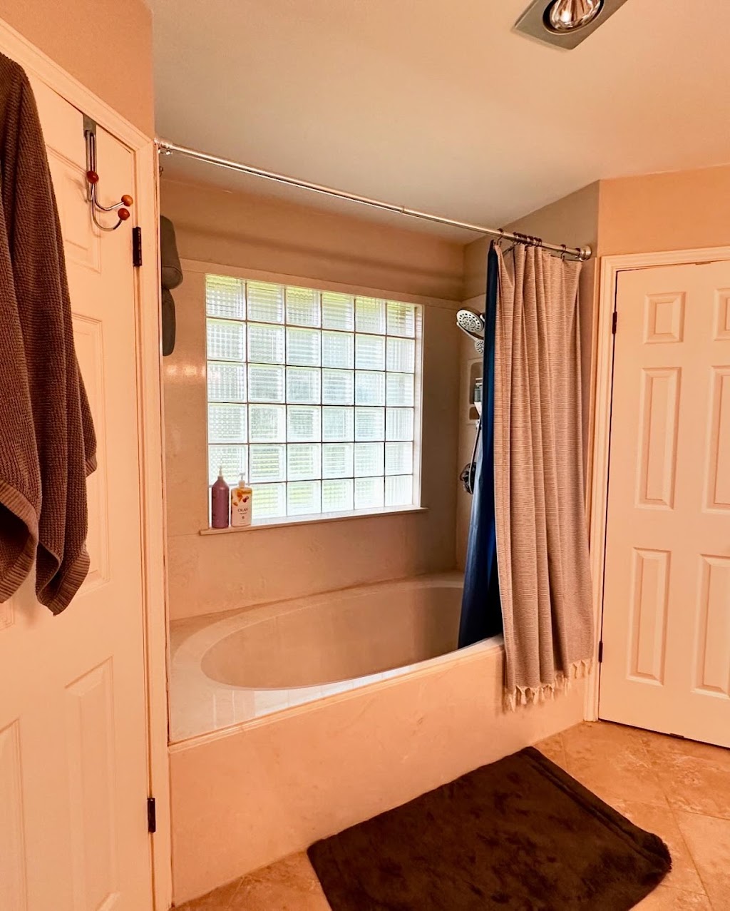 Kitchen & Bath Solutions Showroom, Design, & Remodeling Center | 3702 IH, 35 South, #108, New Braunfels, TX 78132, USA | Phone: (830) 609-9311