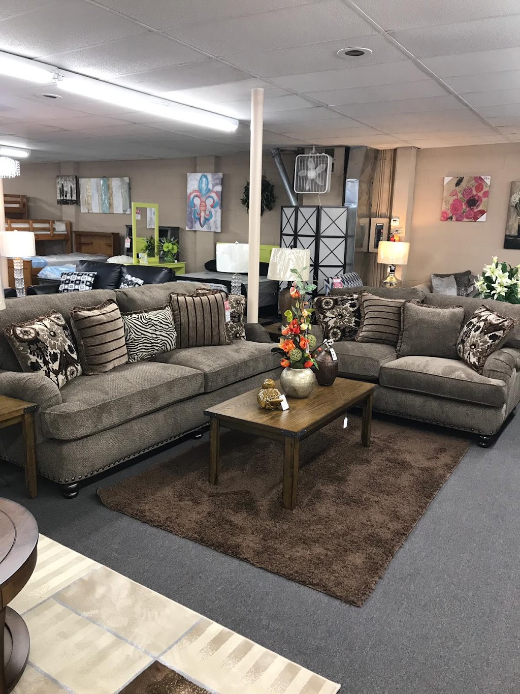 Heathers Furniture and Mattress | 2901 Dixie Hwy, Louisville, KY 40216, USA | Phone: (502) 776-6798