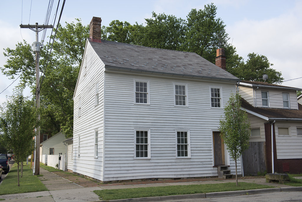 Heslet House B&B | Old Economy Village, 1427 Church St, Ambridge, PA 15003, USA | Phone: (724) 241-3993