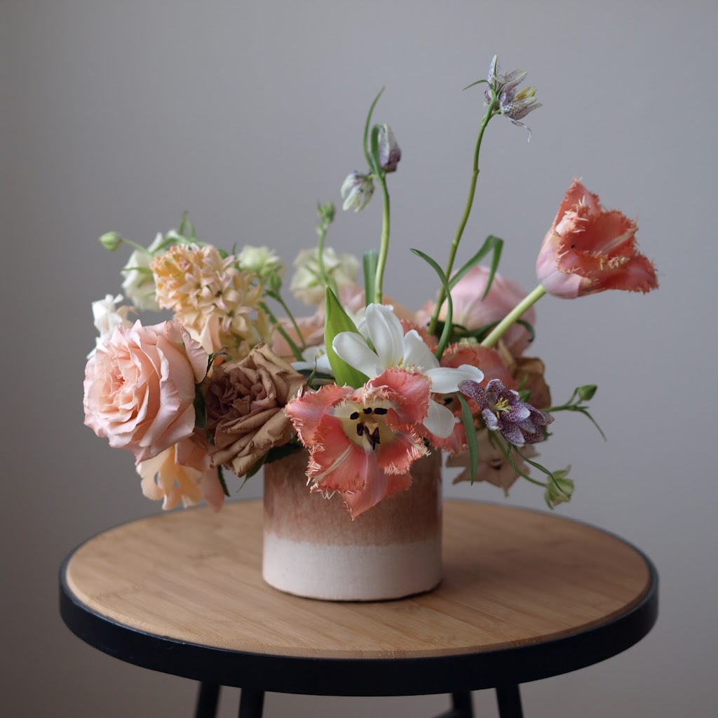 Alluring Blooms | 2609 E Johnson St, Madison, WI 53704, USA | Phone: (608) 492-1926