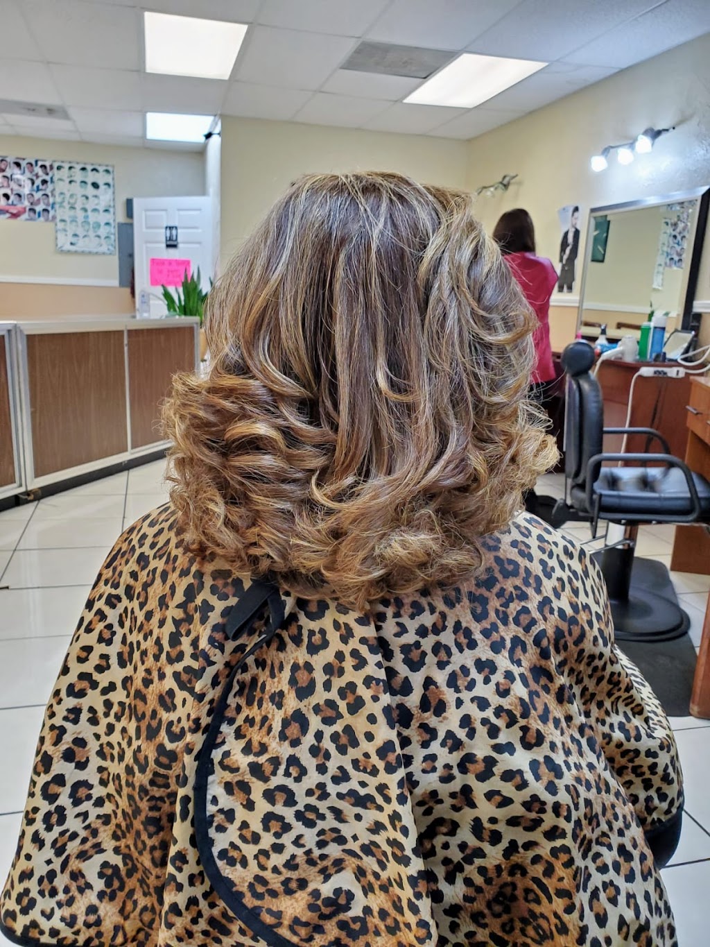 Estrellita Beauty Salon | 1132 N Dallas Ave, Lancaster, TX 75146, USA | Phone: (972) 275-0317