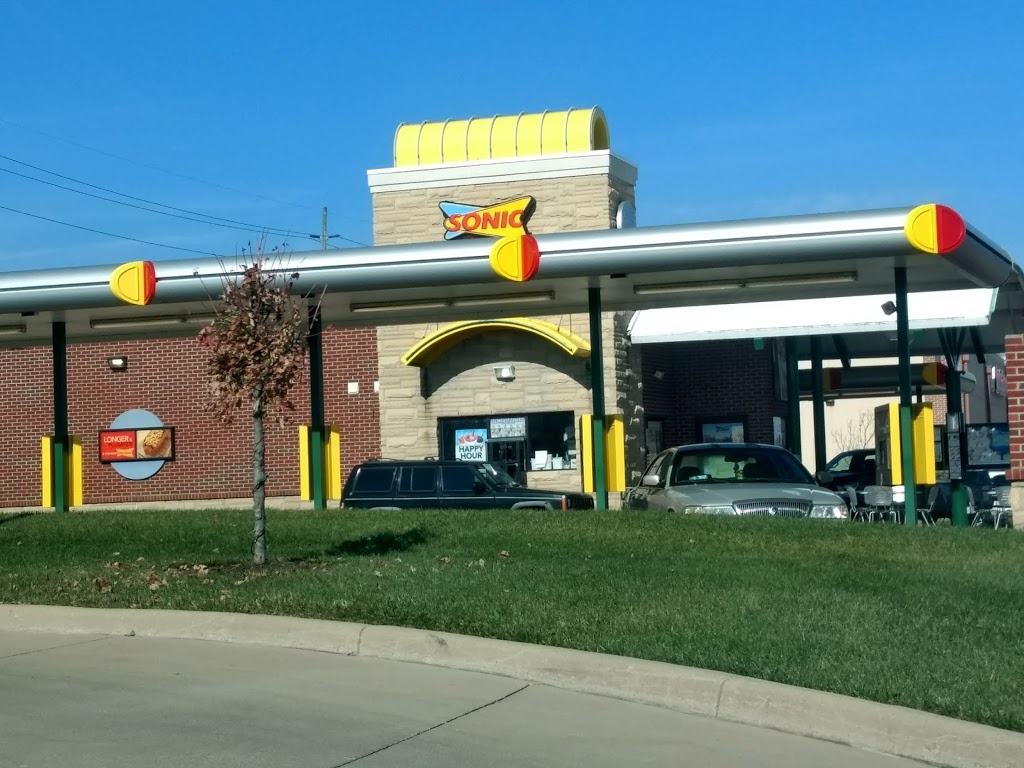 Sonic Drive-In | 8245 Highland Pointe Dr, West Chester Township, OH 45069, USA | Phone: (513) 779-7700