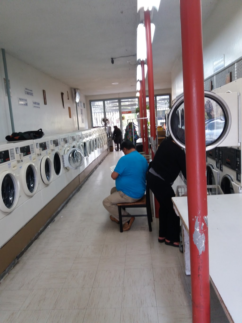 Kiem Service Laundromat | 349 E Empire St, San Jose, CA 95112, USA | Phone: (669) 292-8960