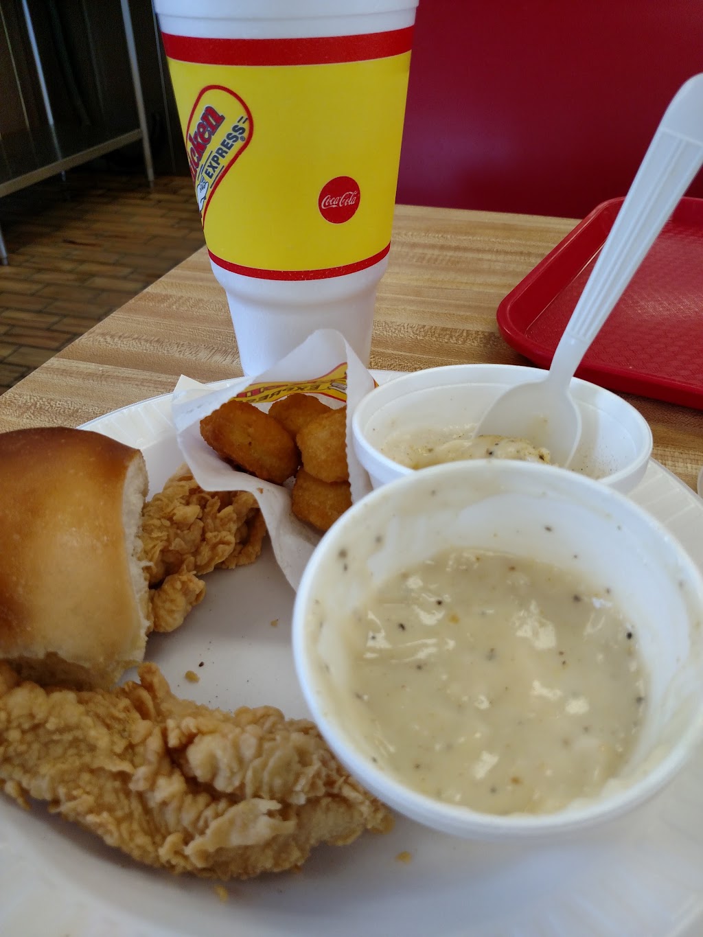 Chicken Express | 1611 NE Big Bend Trail, Glen Rose, TX 76043, USA | Phone: (254) 897-2621