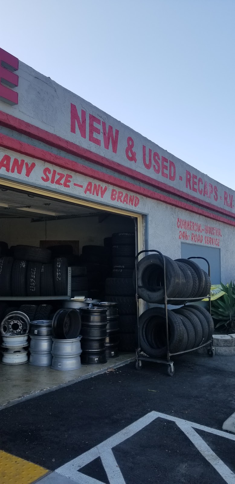 Prime Truck Tire Service | 13021 Century Blvd, Garden Grove, CA 92843, USA | Phone: (714) 554-1234