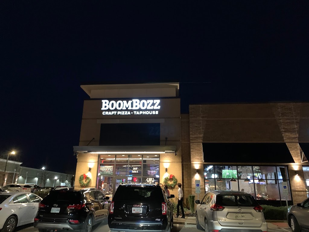 BoomBozz Craft Pizza & Taphouse | 2839 Medical Center Pkwy, Murfreesboro, TN 37129, USA | Phone: (615) 846-9452