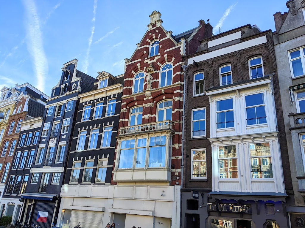 Het wapen van Londen | Amstel 14, 1017 AA Amsterdam, Netherlands | Phone: 06 40762392