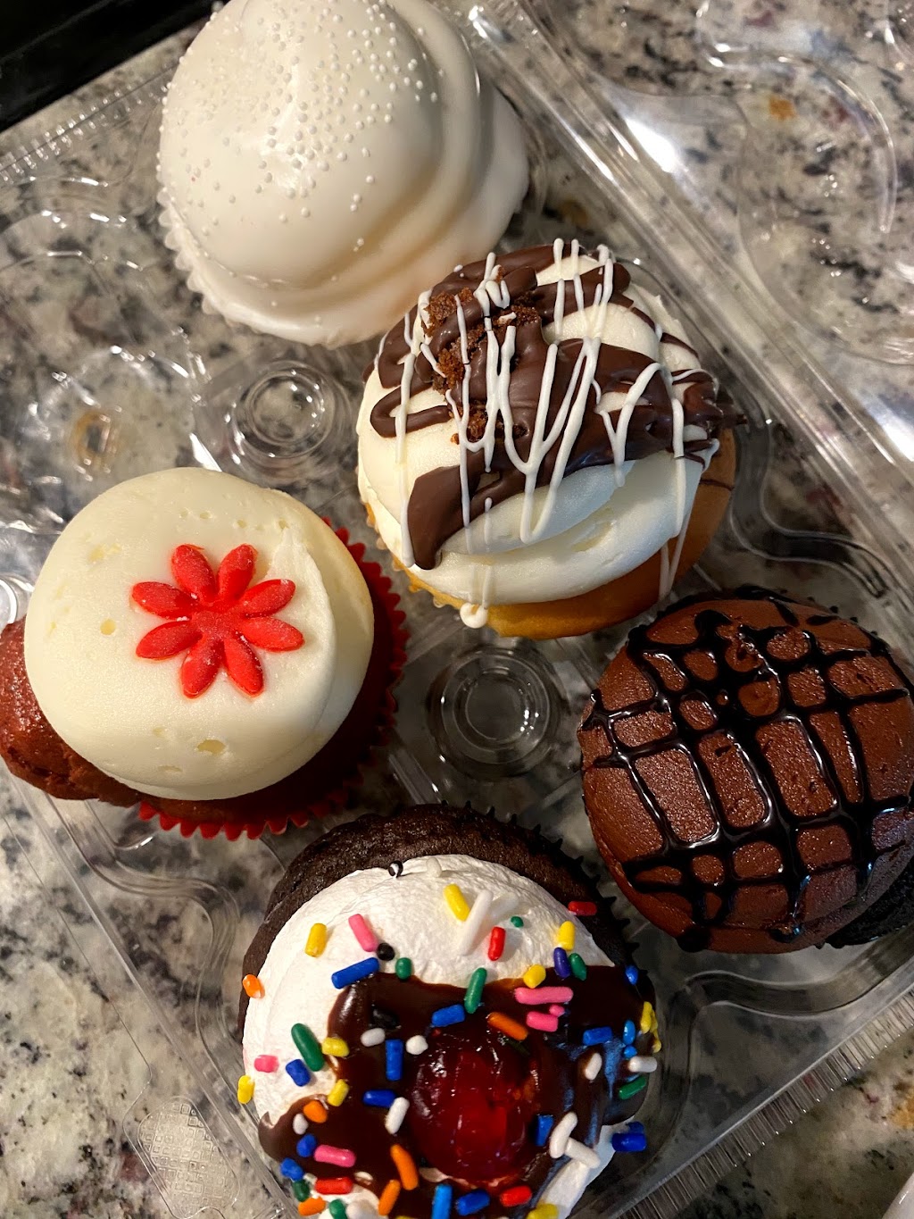 Creations Baking Company | 222 N Walnut Creek Dr, Mansfield, TX 76063, USA | Phone: (682) 518-3700