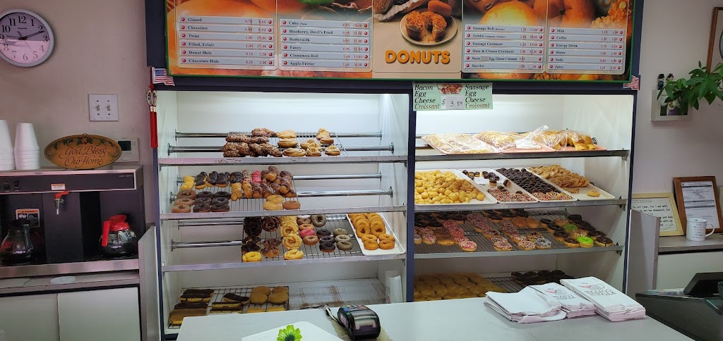 Randol Donut | 1610 W Randol Mill Rd, Arlington, TX 76012, USA | Phone: (817) 860-8898