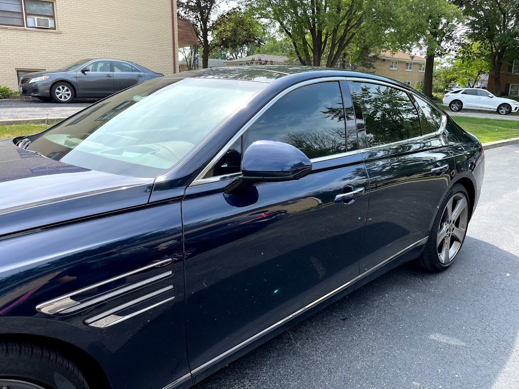 Romeos window tinting /Automotive | 770 56th Pl, Clarendon Hills, IL 60514, USA | Phone: (630) 854-1701