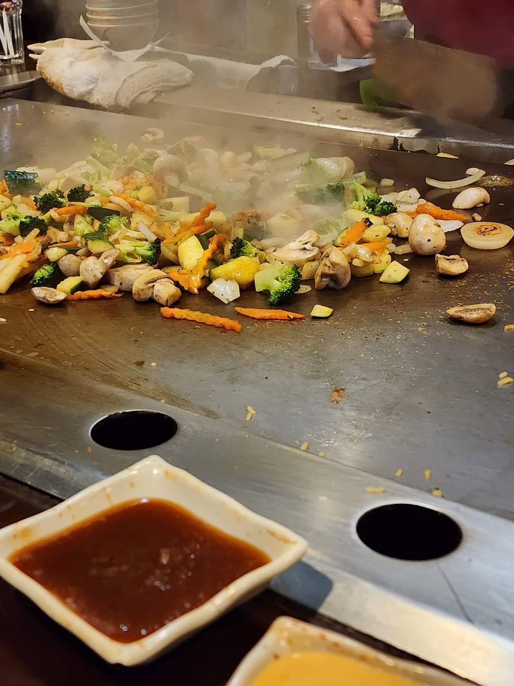 Sakura Japanese Steak and Seafood house | 15528 Annapolis Rd, Bowie, MD 20715, USA | Phone: (301) 352-5939