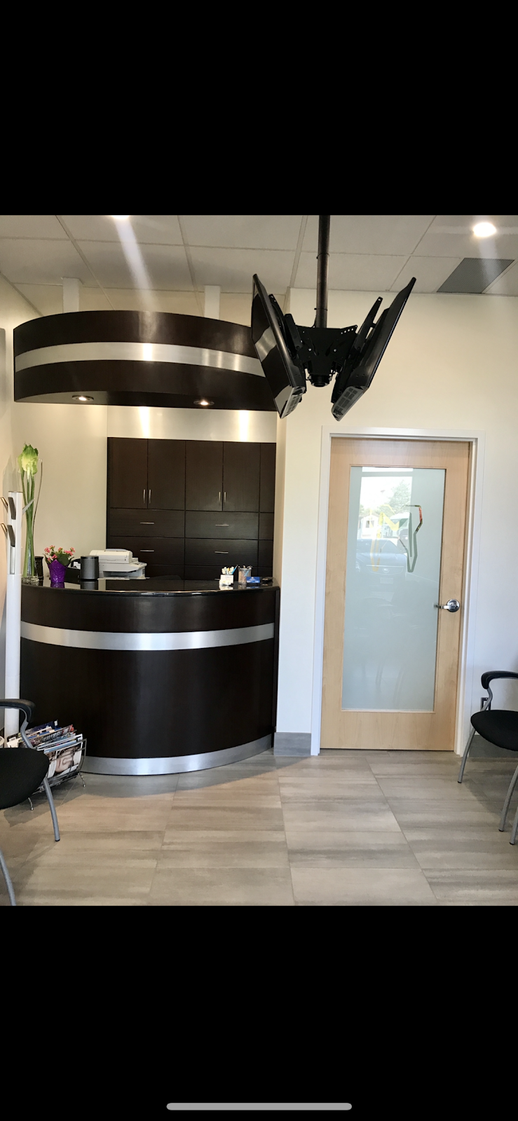 Siara Monique A Dr | 3475 North Service Rd E unit d, Windsor, ON N8W 5R7, Canada | Phone: (519) 258-1270