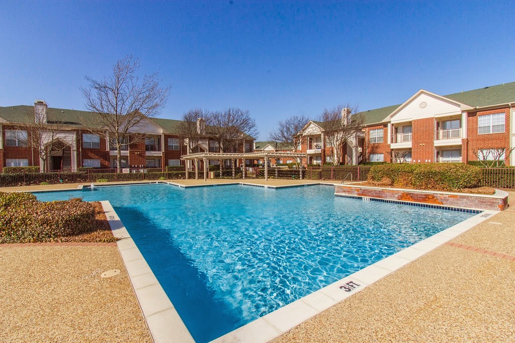 The Gates of Cedar Hill Apartments | 201 S Joe Wilson Rd, Cedar Hill, TX 75104, USA | Phone: (972) 299-5434