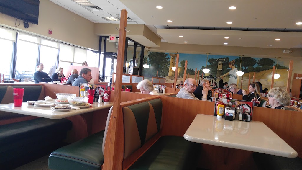 Leos Coney Island | 7160 Orchard Lake Rd, West Bloomfield Township, MI 48322, USA | Phone: (248) 626-9732