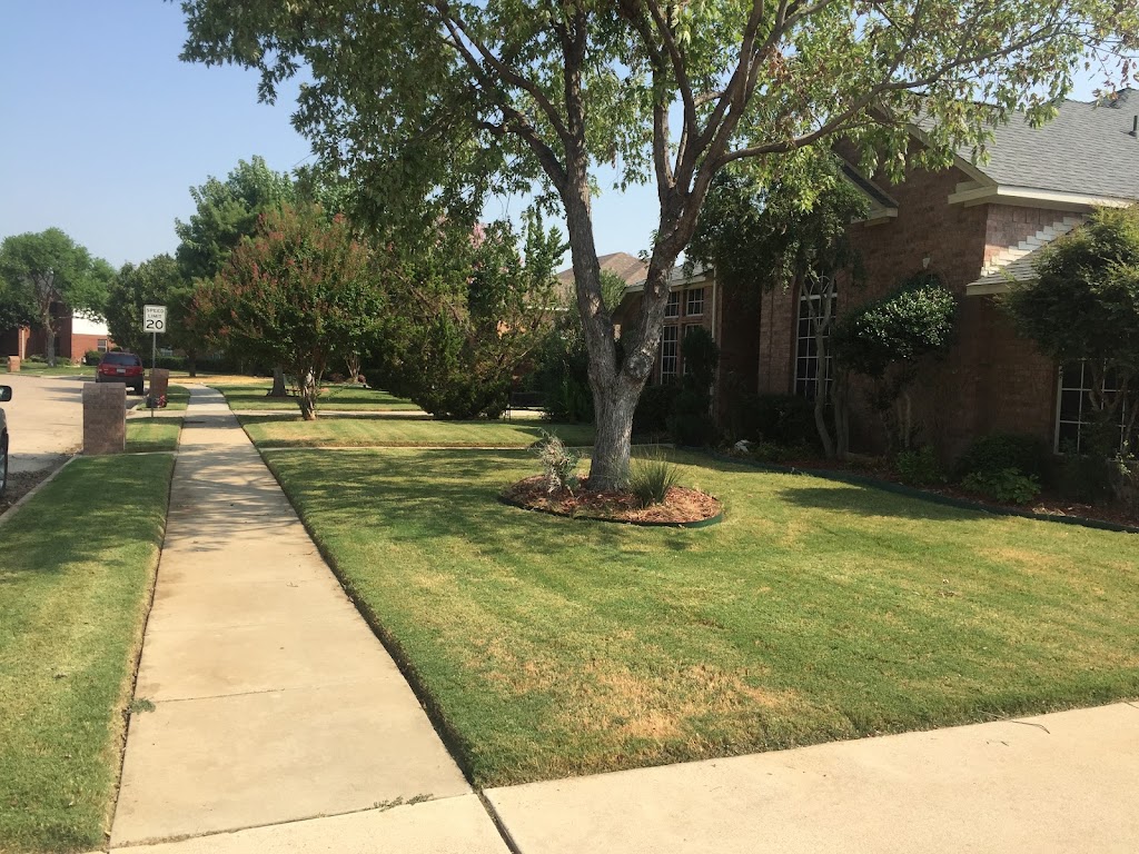 HLN Lawn & Landscaping LLC | 106 Crest Ln, Decatur, TX 76234, USA | Phone: (940) 393-9362