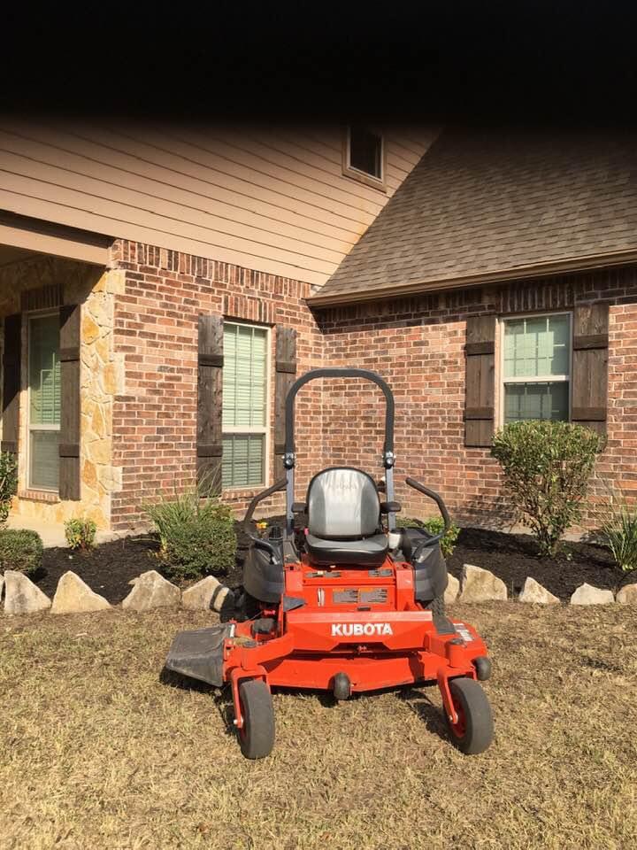 Greenshine mowing service | 602 E 4th St, Weatherford, TX 76086, USA | Phone: (817) 757-8827