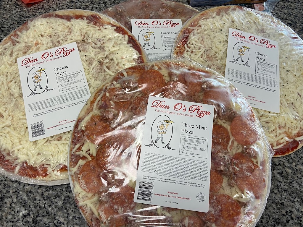 Dan Os Pizza | 3477 New Town Blvd, St Charles, MO 63301, USA | Phone: (636) 724-3266