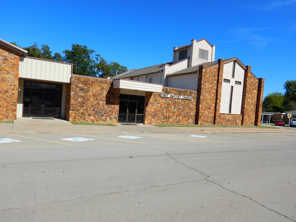 First Baptist Church | 499 4th St, Ramona, OK 74061, USA | Phone: (918) 536-2135