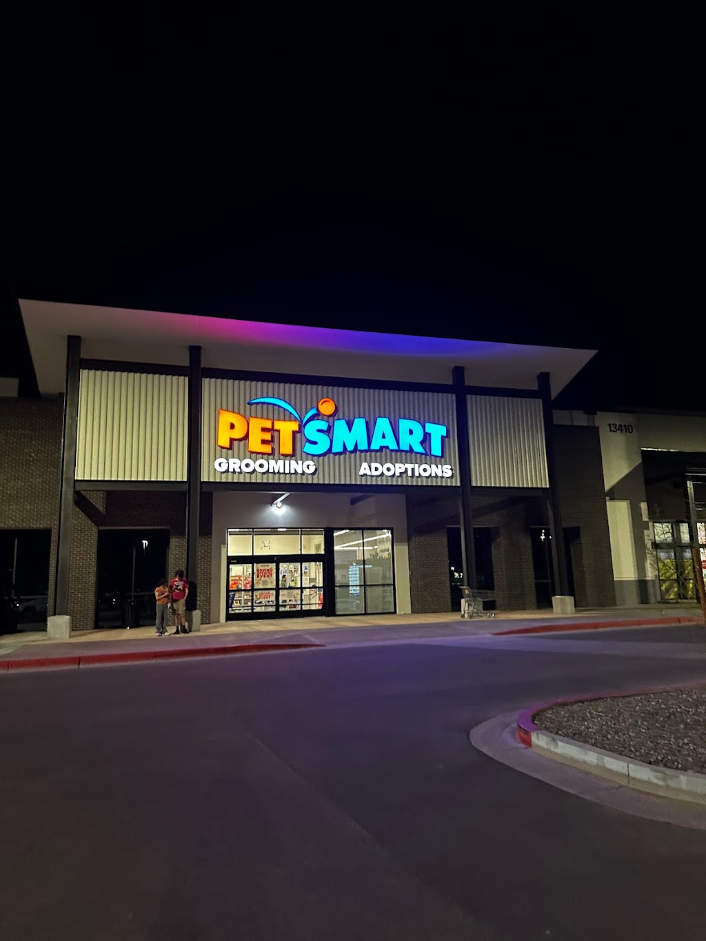 PetSmart | 13410 N Prasada Pkwy, Surprise, AZ 85388, USA | Phone: (623) 336-6060