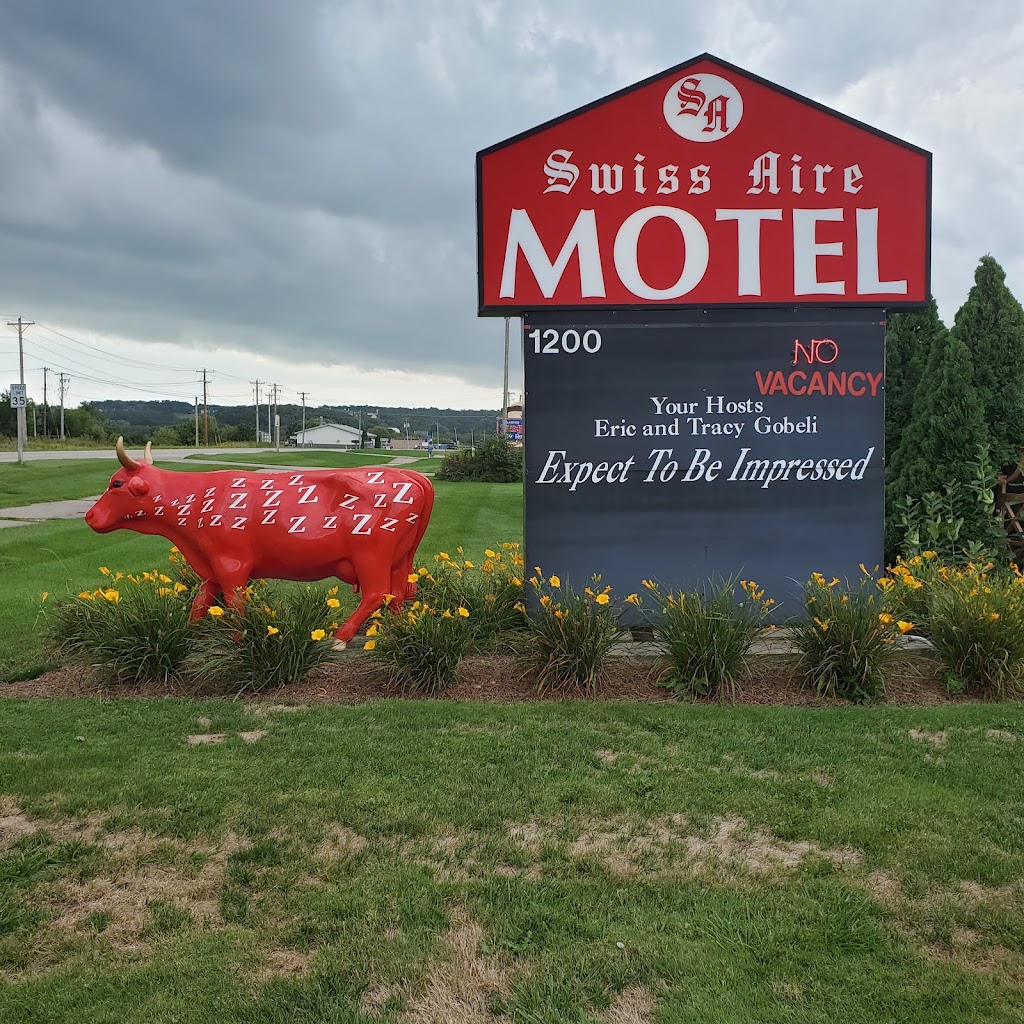 Swiss-Aire Motel | 1200 WI-69, New Glarus, WI 53574, USA | Phone: (608) 527-2138