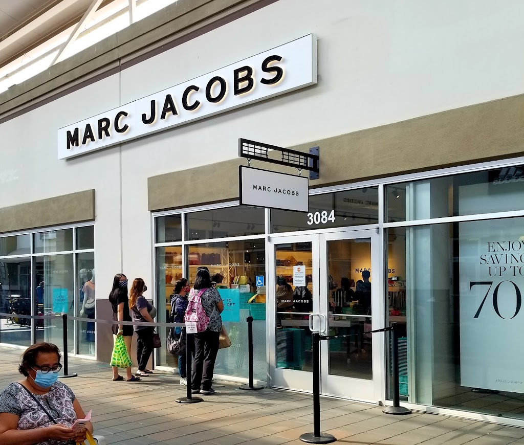 Marc Jacobs - San Francisco Premium Outlets | 3084 Livermore Outlets Dr Suite 385A, Livermore, CA 94551, USA | Phone: (925) 900-5939