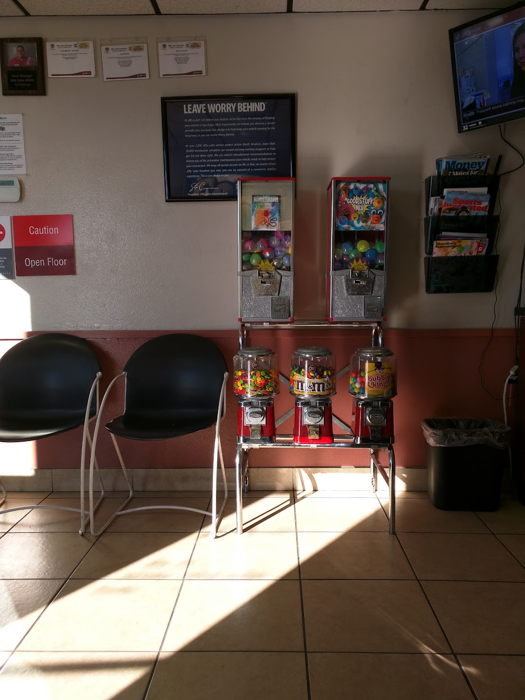 Jiffy Lube | 1414 W Bell Rd, Phoenix, AZ 85023, USA | Phone: (602) 375-9119