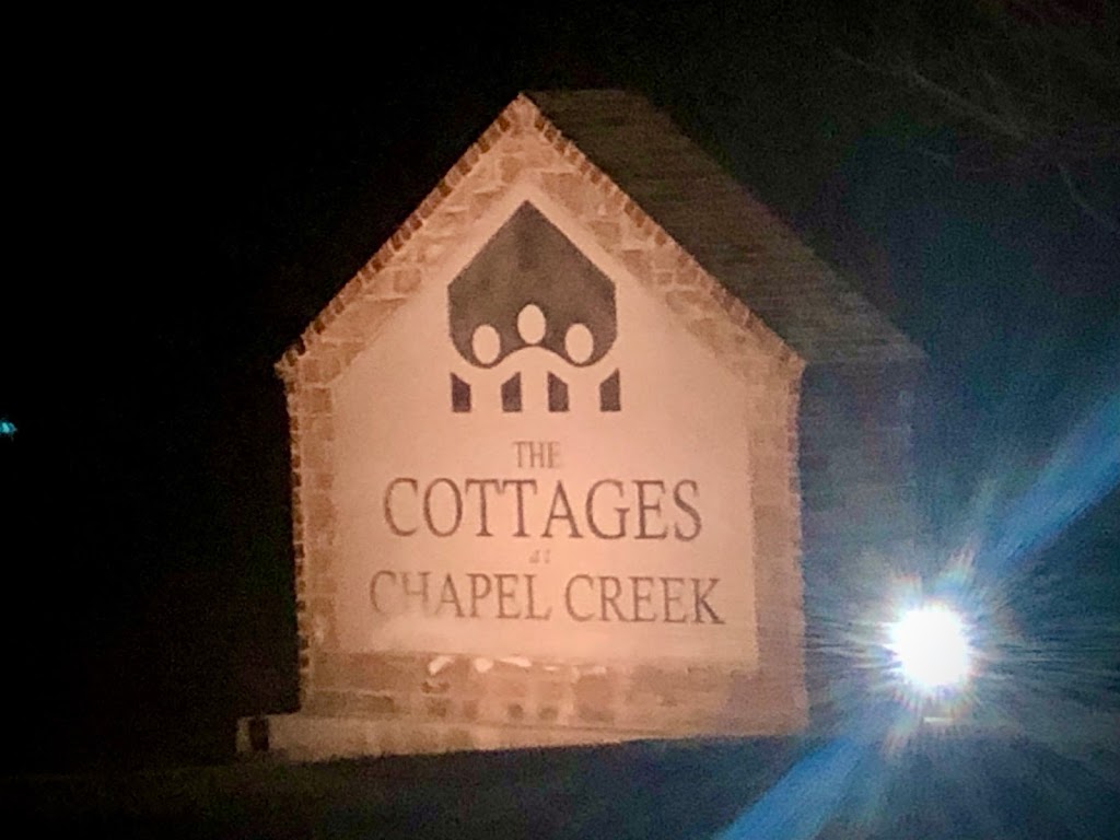 The Cottages at Chapel Creek | 8111 Wade Blvd, Frisco, TX 75034, USA | Phone: (972) 668-5200