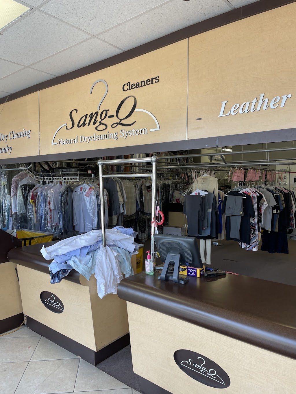 Sang Q Cleaners | 1200 E Carson St #200, Long Beach, CA 90807, USA | Phone: (562) 256-1657