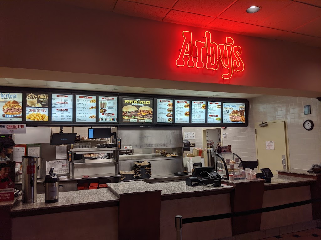 Arbys | 1028 Meadowlands Dr, White Bear Lake, MN 55127, USA | Phone: (651) 426-3544