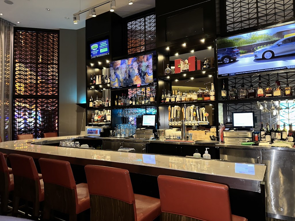 12 Moons | 37500 SE North Bend Way, Snoqualmie, WA 98065, USA | Phone: (425) 888-1234