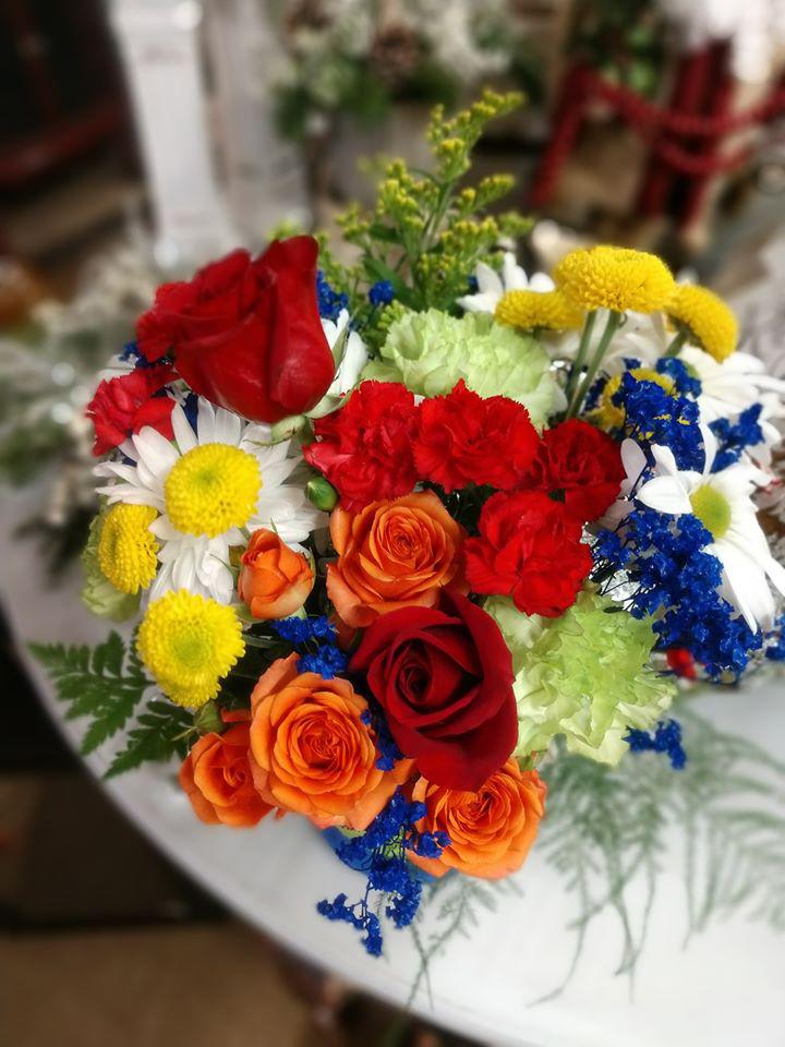 Blossoms Florist, Gifts, and Home Decor | 6307B US-41 ALT, Pleasant View, TN 37146, USA | Phone: (615) 247-8594