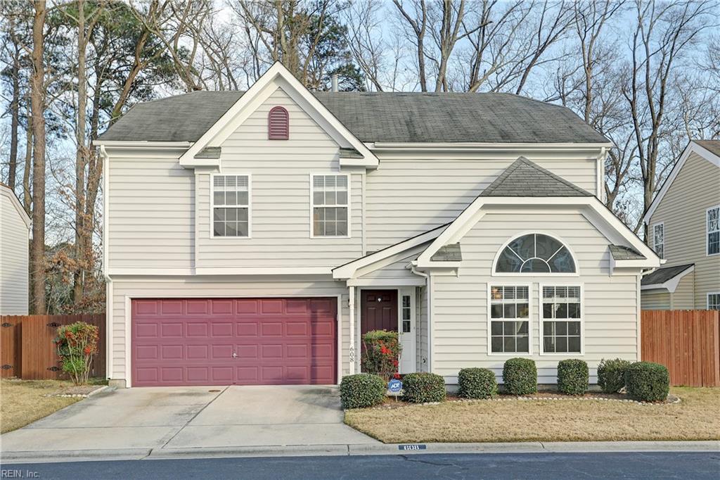 Christine Parrish, BHHS Towne Realty | 5806 Harbour View Blvd #101, Suffolk, VA 23435, USA | Phone: (757) 816-7000