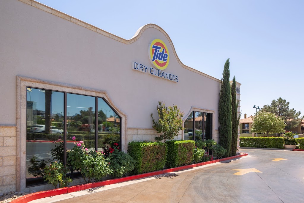 Tide Cleaners | 10010 W Sahara Ave, Las Vegas, NV 89117, USA | Phone: (702) 228-1370