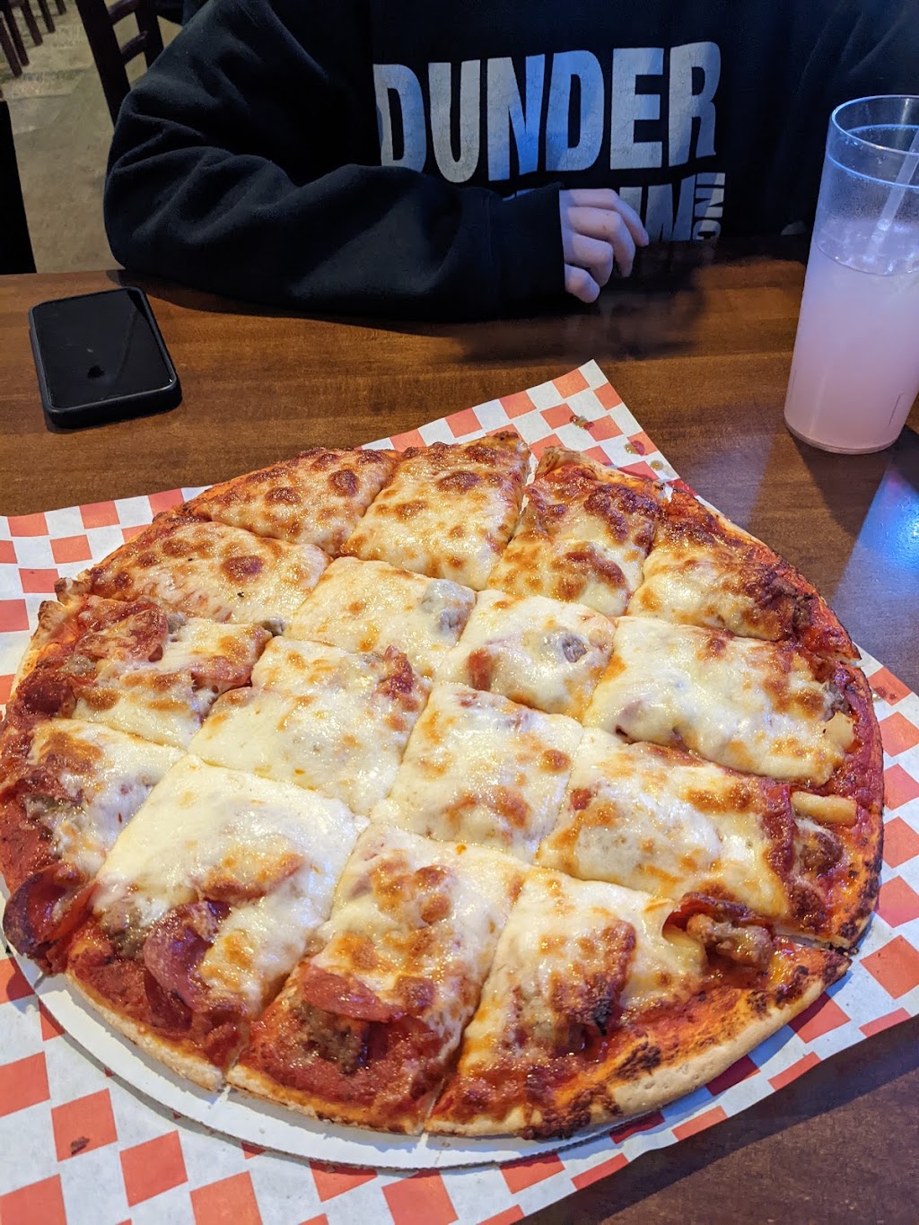 Wiseguys Pizza & Pub | 7095 20th Ave S, Hugo, MN 55038, USA | Phone: (651) 653-1077