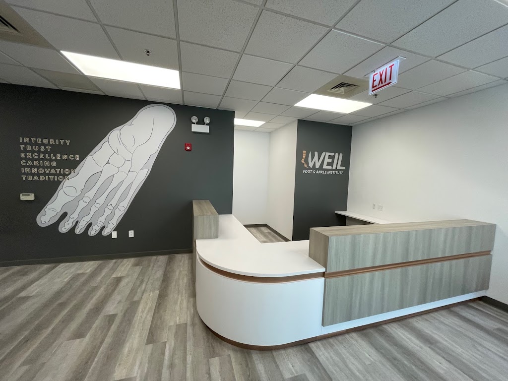 Weil Foot & Ankle Institute | 18425 W Creek Dr Suite C, Tinley Park, IL 60477, USA | Phone: (847) 613-1902