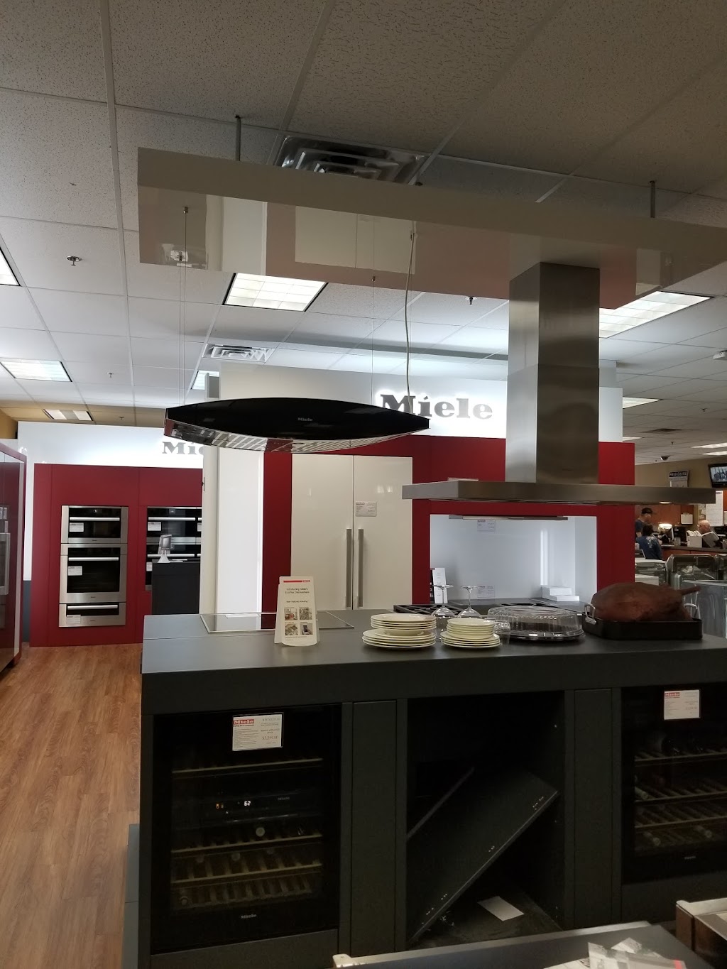 Renos Appliance | 235 McLean Blvd, Paterson, NJ 07504, USA | Phone: (973) 247-1860