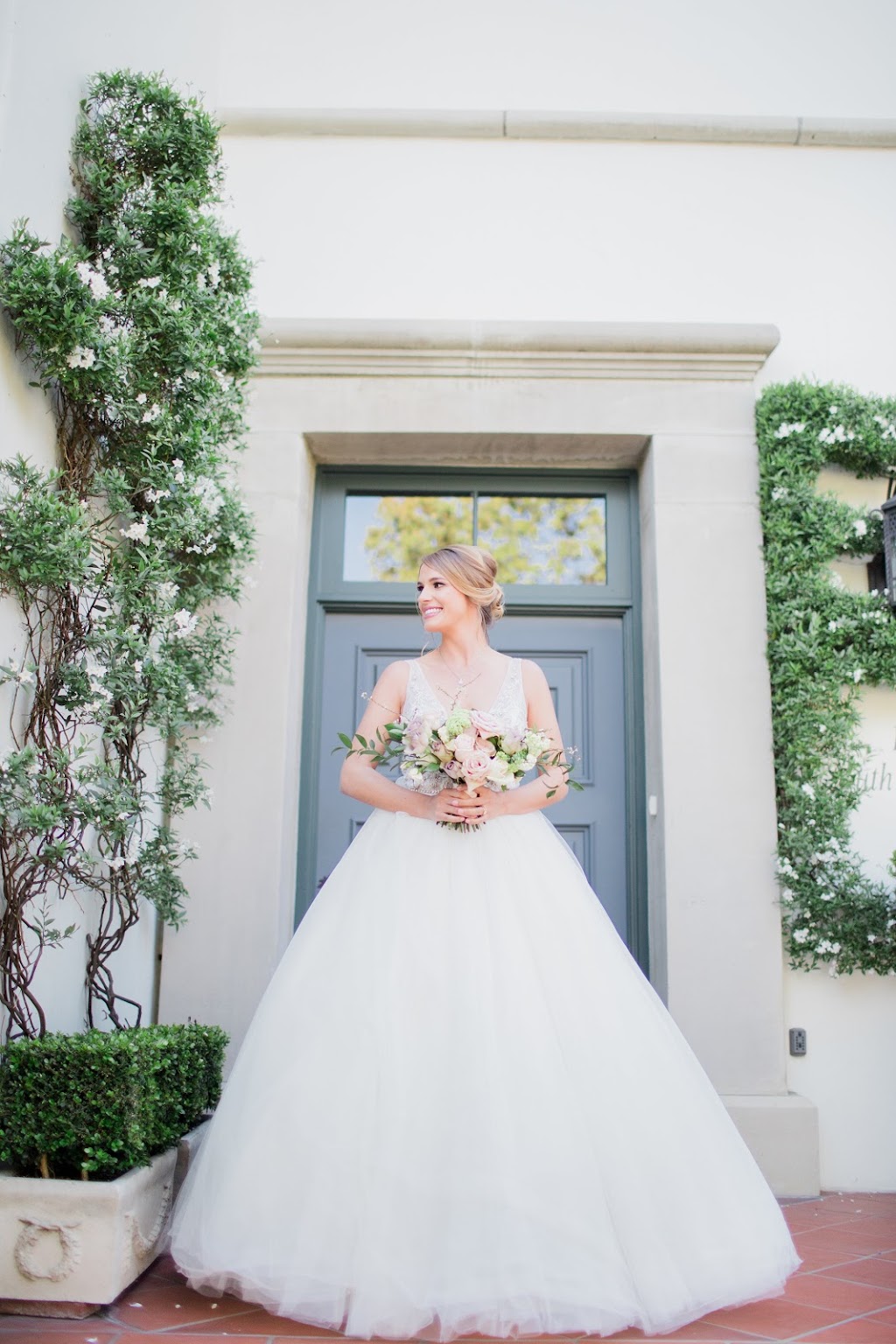 La Soie Bridal | 2000 Lincoln Blvd, Venice, CA 90291, USA | Phone: (310) 392-8998