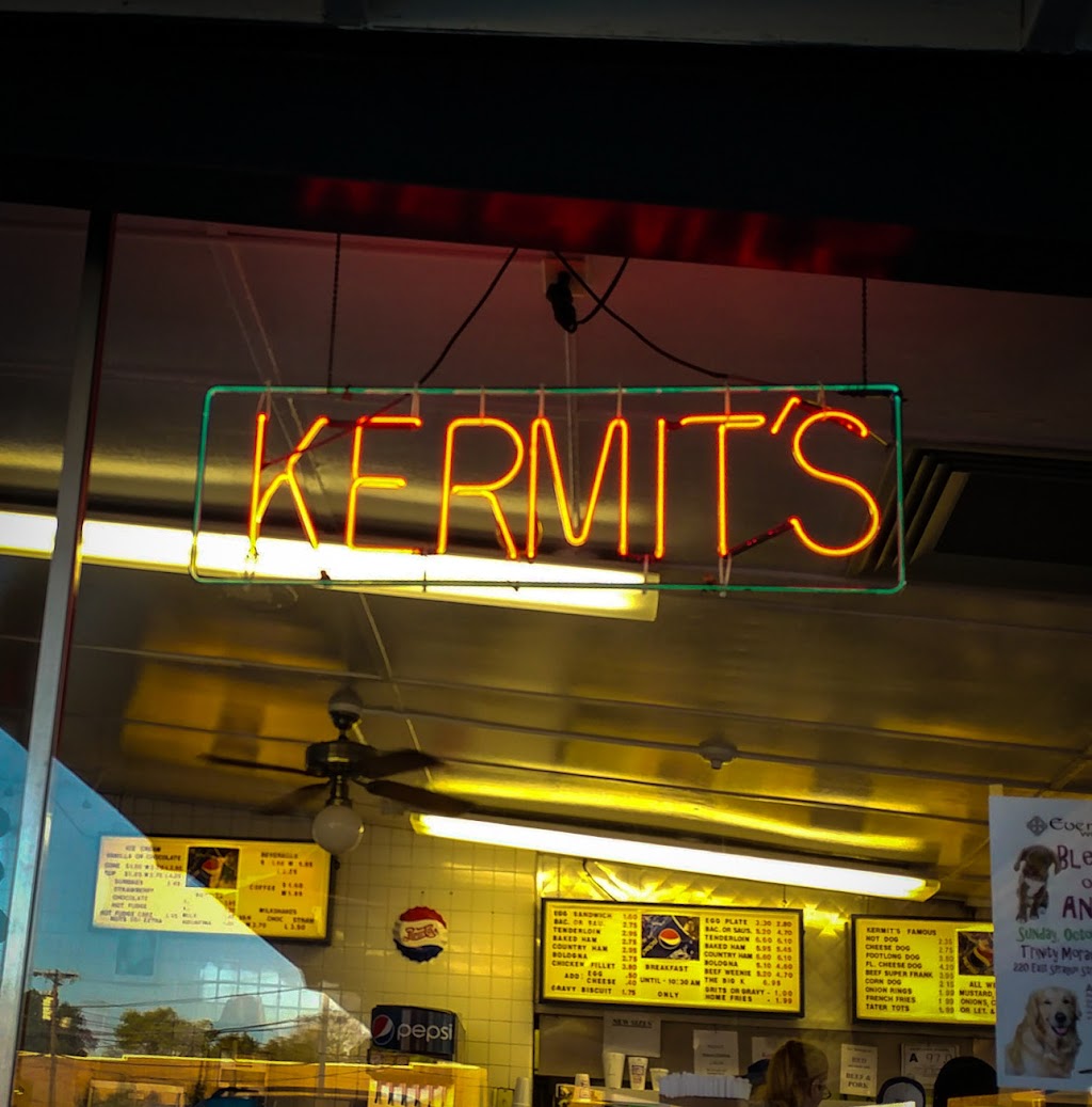 Kermits Hot Dog House | 2220 Thomasville Rd, Winston-Salem, NC 27107, USA | Phone: (336) 788-9945