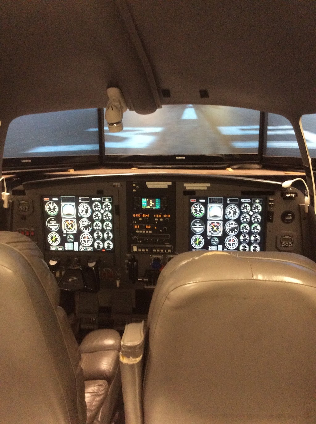 Advanced Aviation Simulators | 7395 S Peoria St STE C5, Englewood, CO 80112, USA | Phone: (303) 649-9901