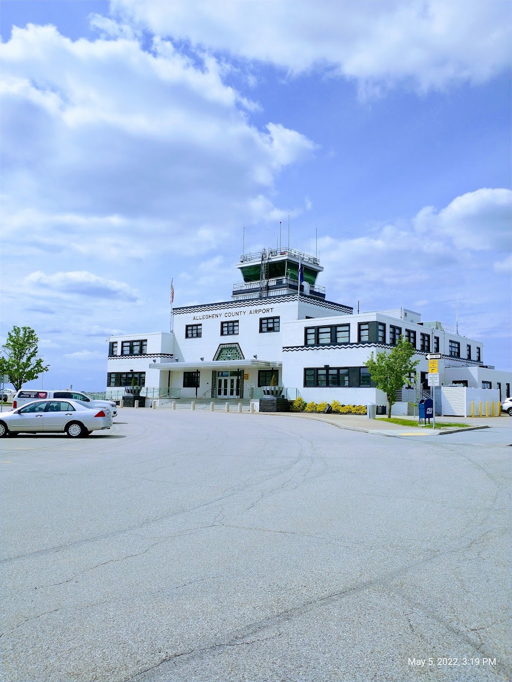 Air Traffic Control - FAA | Allegheny County Airport, West Mifflin, PA 15122, USA | Phone: (412) 461-4388