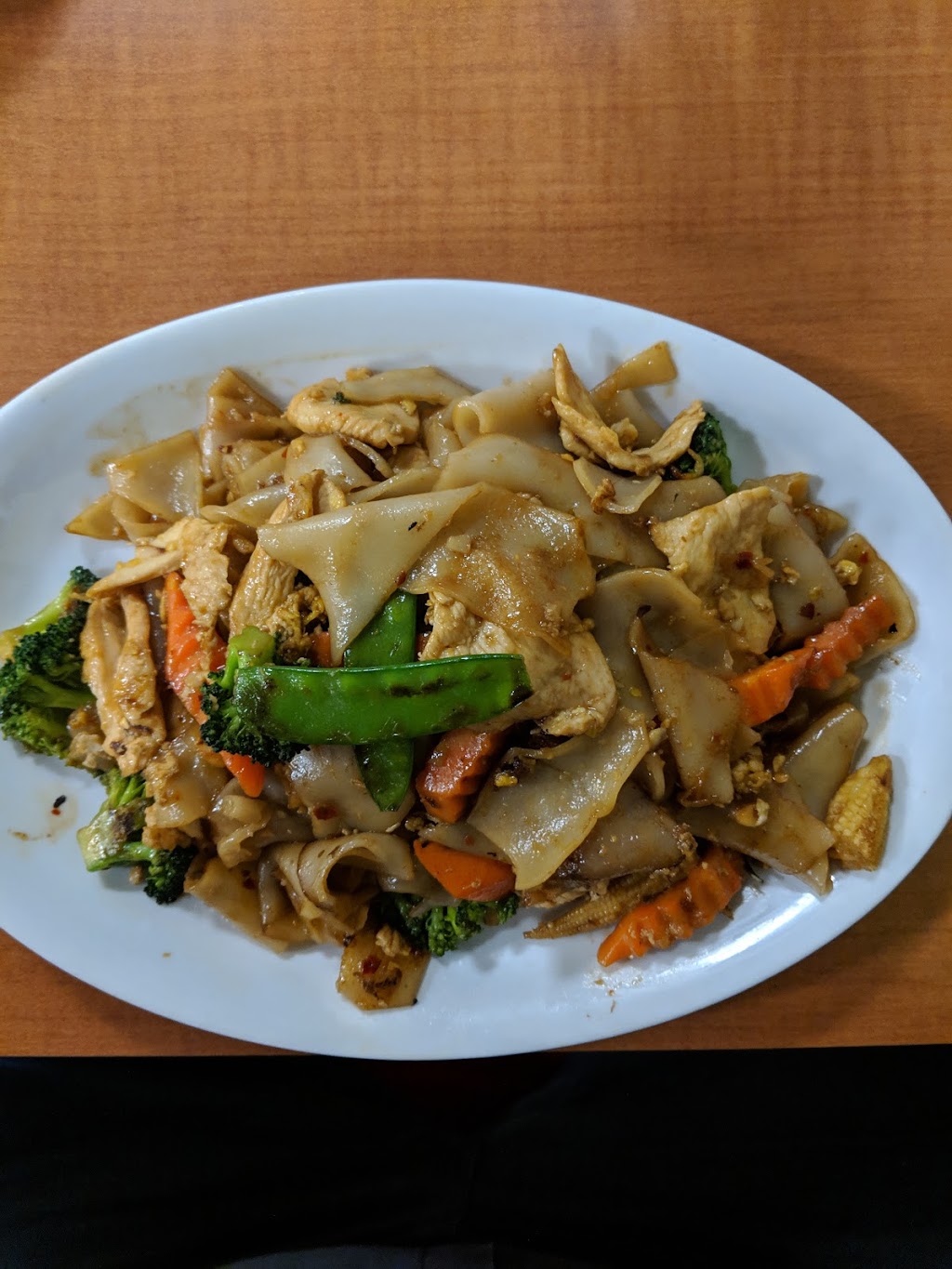 Kims Thai Restaurant | 938 W Layton Ave, Milwaukee, WI 53221, USA | Phone: (414) 389-7609