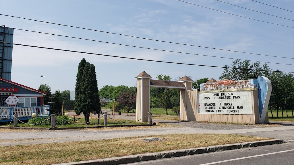 Sunset Drive In | 9950 Telegraph Rd, Middleport, NY 14105, USA | Phone: (716) 735-7372