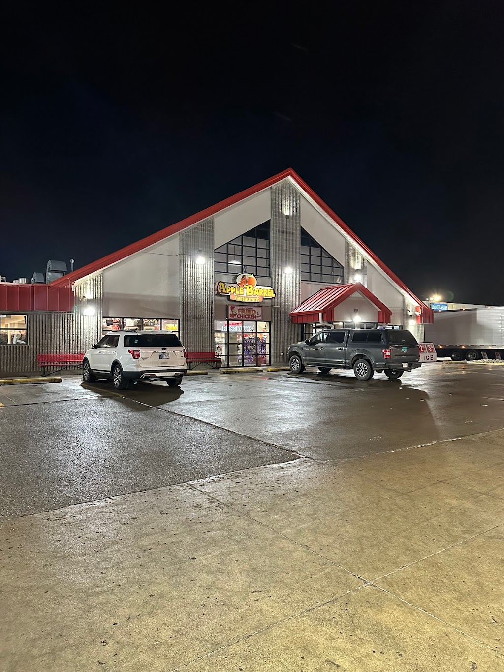 Sapp Bros Travel Center | 2496 210th Ave, Percival, IA 51648, USA | Phone: (712) 382-2323