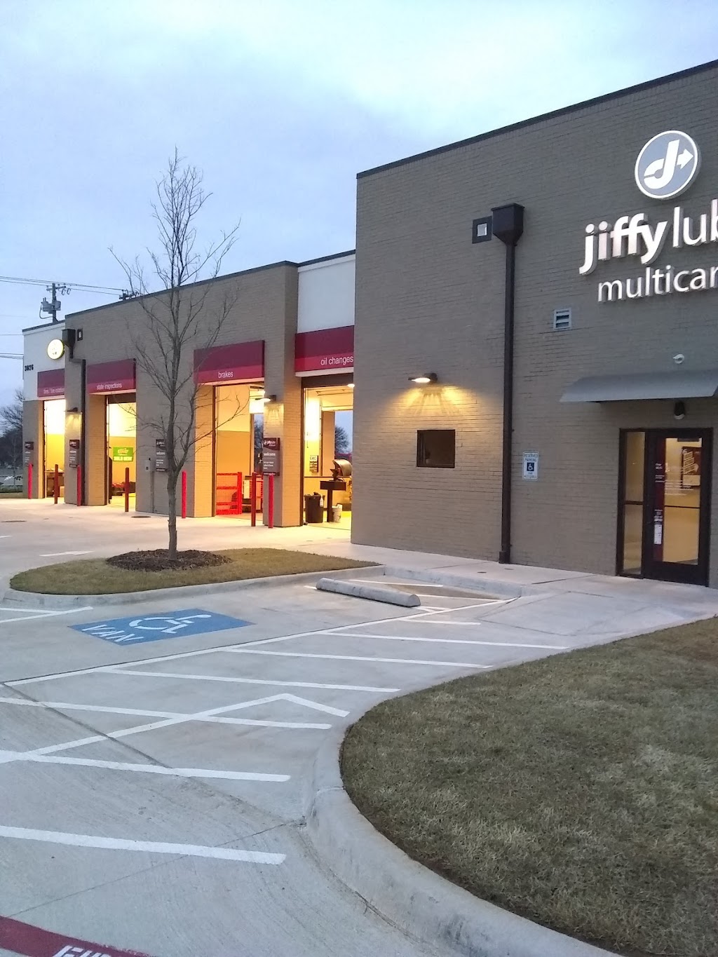 Jiffy Lube | 3076 W University Dr, McKinney, TX 75071, USA | Phone: (214) 856-3311